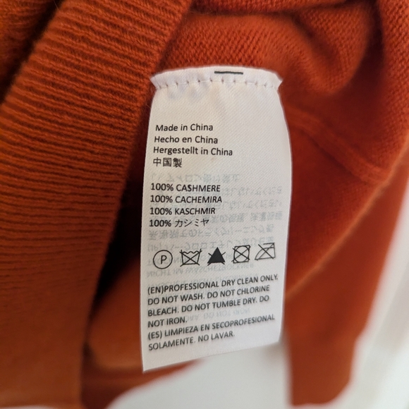 Cashmere Sweater - Picture 4 of 4